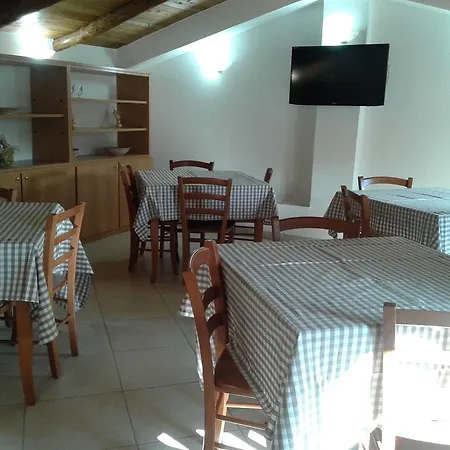 N'capu Rurio Otel Pisciotta